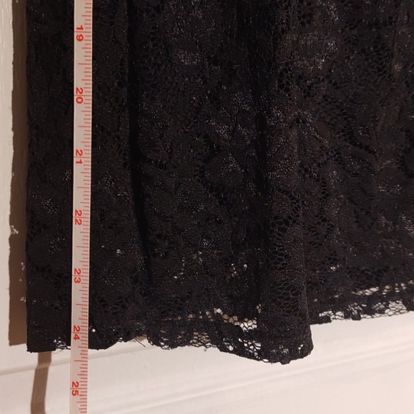 BEBE Black lace bodycon dress - Picture 8 of 8